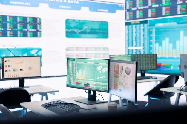 Performance Monitoring and Array Management